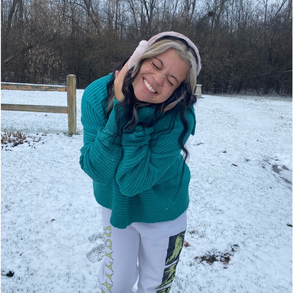 Meet your Posher, McKenzie! - Picture 5 of 5